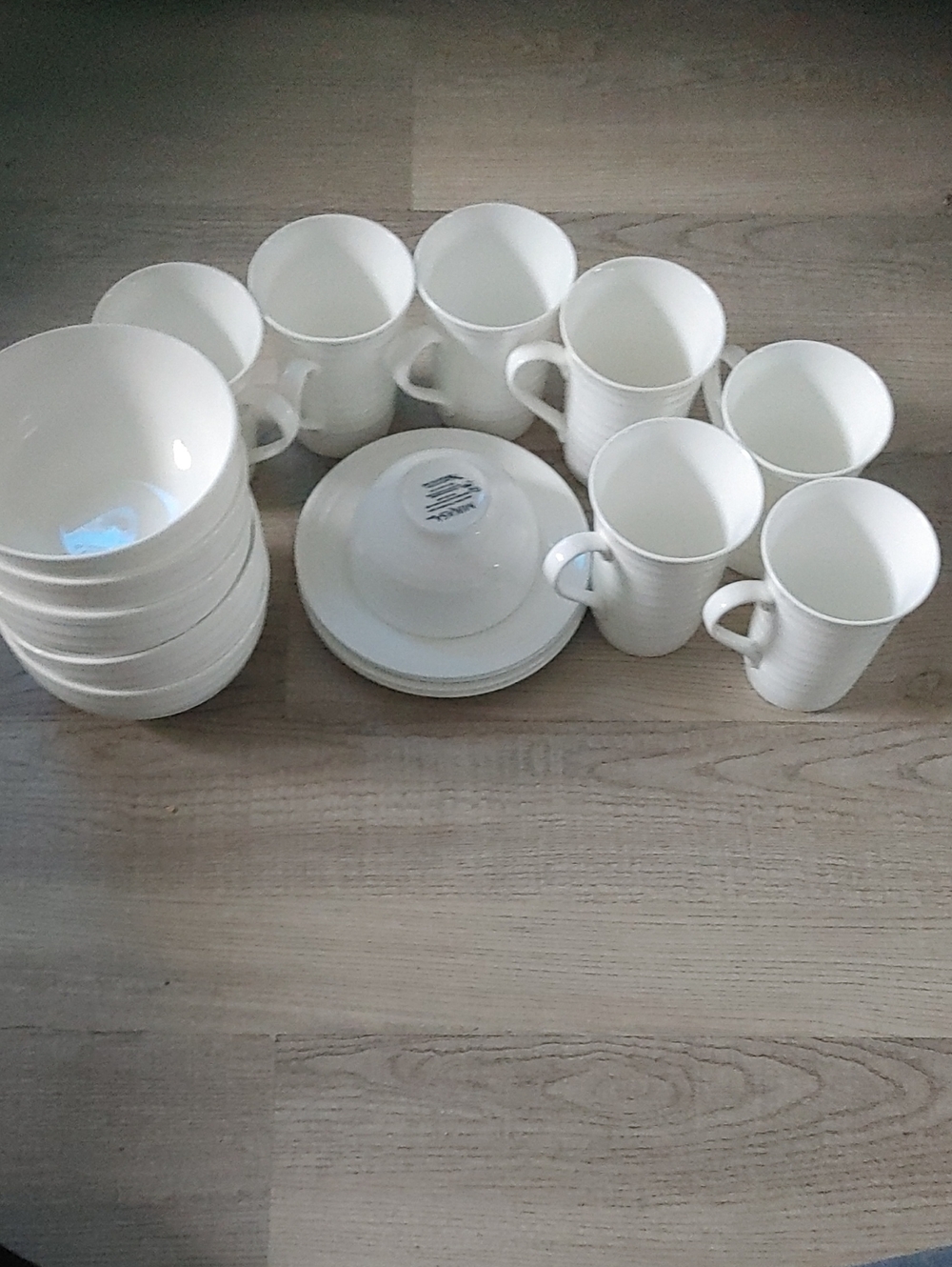 White Ceramic Dinnerware Set - 12-Piece Dining Collection